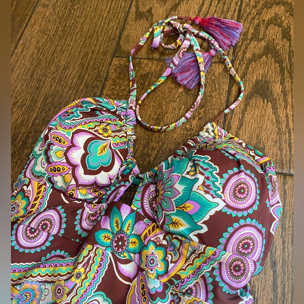 BECCA retro 70s floral print swimsuit (NWT) - Picture 2 of 5
